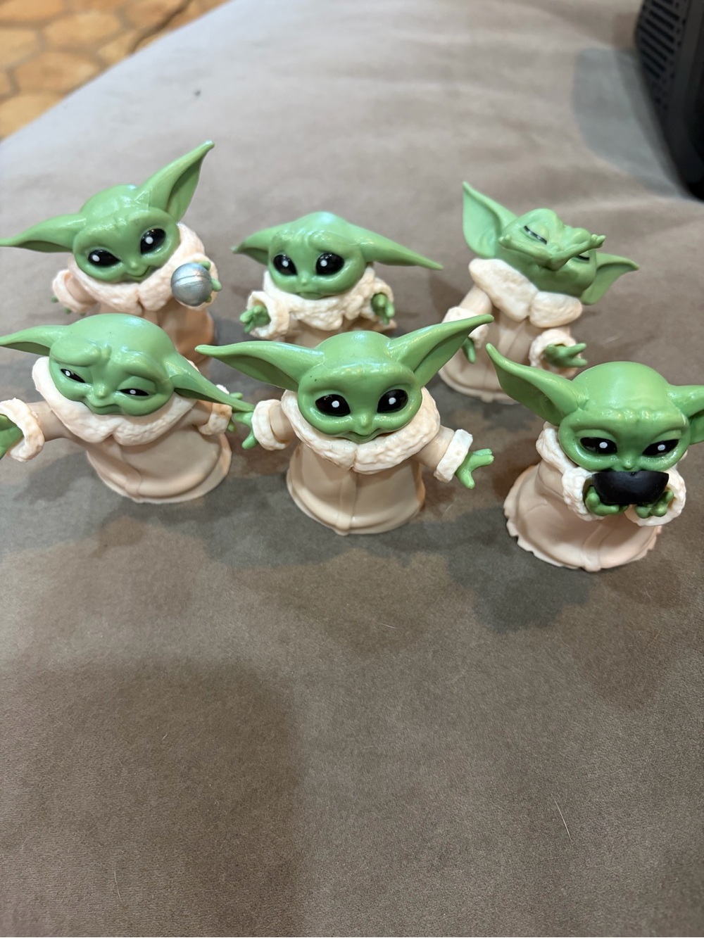 Green Baby yoga Collectible Toy Figures - Pack of 6
